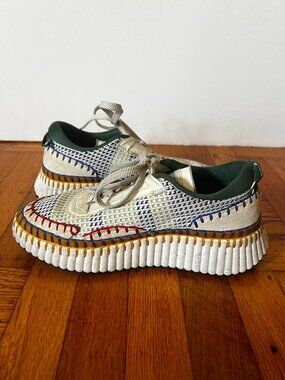 Chloe Nama Stitch Walking Sneakers